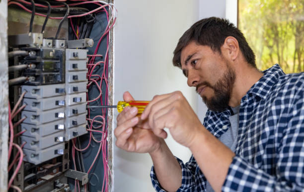 Best Affordable Emergency Electrician  in Kinsey, AL